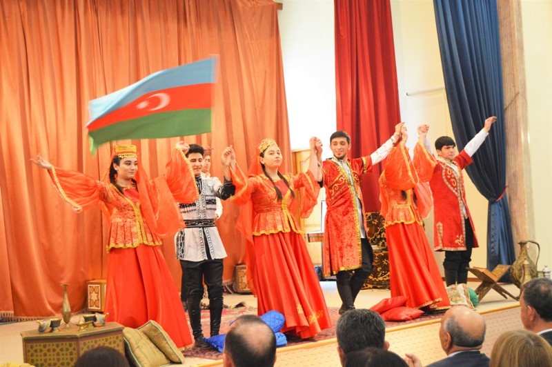 Kooperasiya Universitetində Nəsiminin yubileyinə həsr olunmuş bədii tədbir keçirilib - FOTO